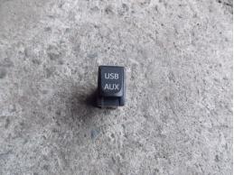 Адаптер AUX  USB