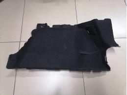 Обшивка багажника правая