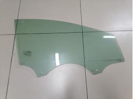 Стекло двери передней правой