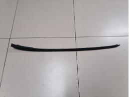 Молдинг лобового стекла левый