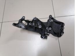 Кронштейн генератора