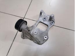 Кронштейн генератора