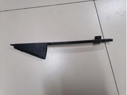 Направляющая стекла двери задняя правая