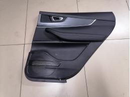 Обшивка двери задней правой