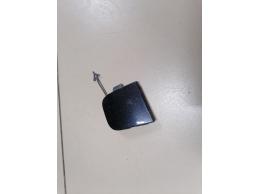 Заглушка переднего бампера