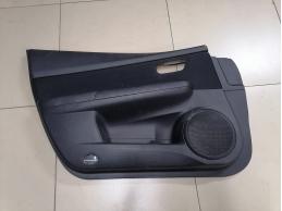 Обшивка двери передняя левая