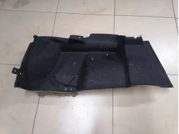 Обшивка багажника левая