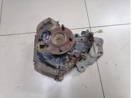 Кулак поворотный задний правый 2.0л